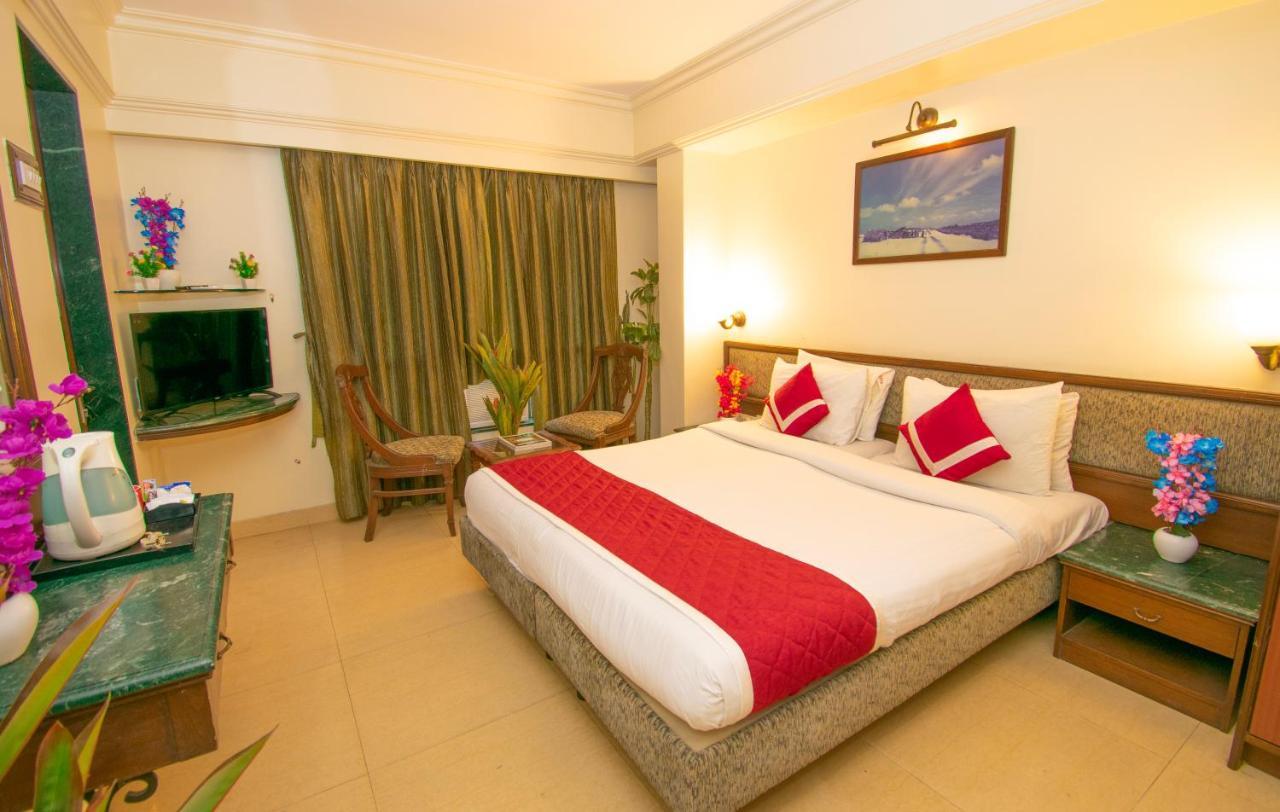Octave Bund Garden Hotel Pune Exterior foto